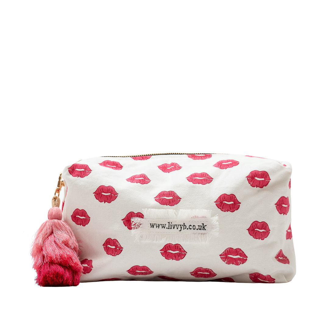 Lips Wash Bag