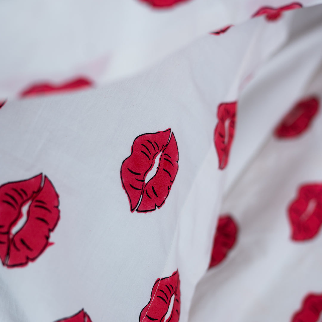 Lips Bedding Set