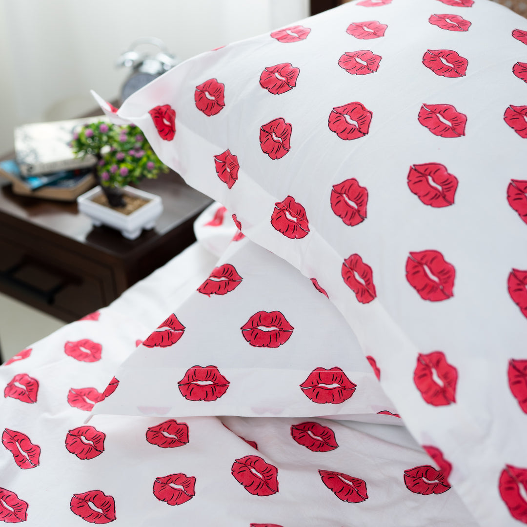 Lips Bedding Set