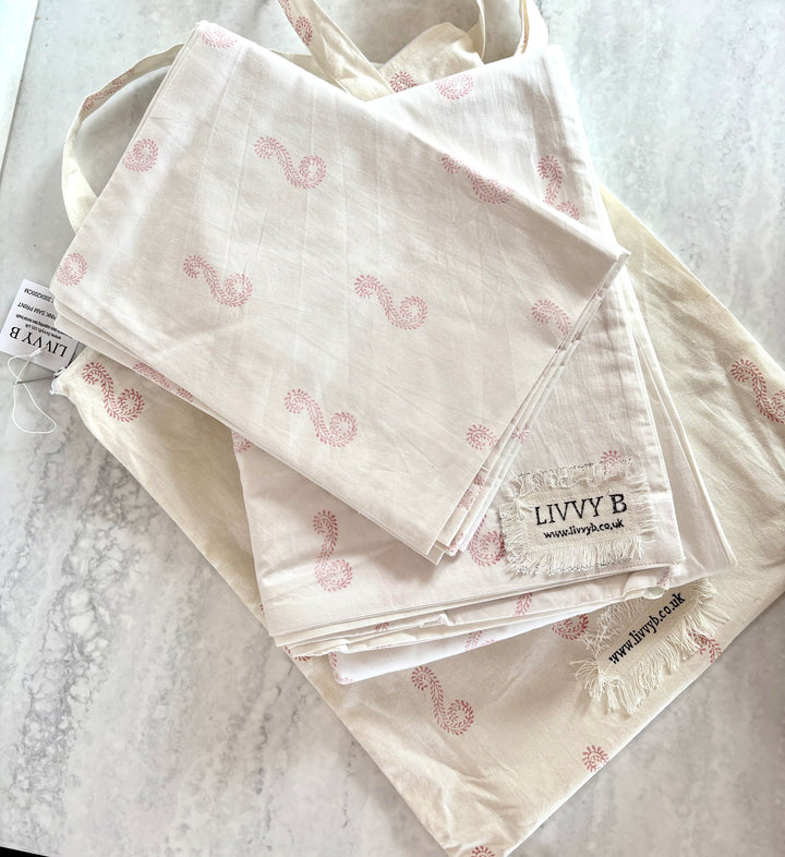Sam Design Bedding (Vintage Pink)