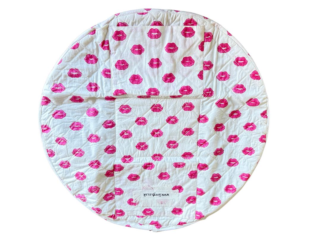 Lips  Lay Flat Makeup Bag