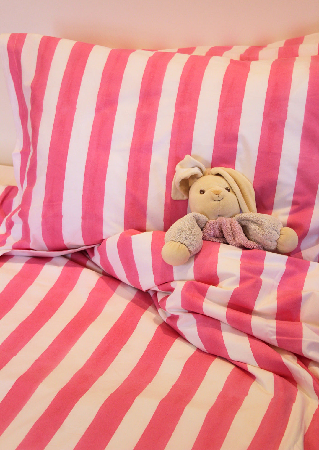 Stripe Bedding (Pink)