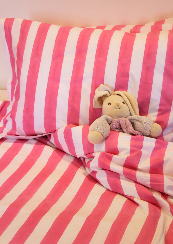 Stripe Bedding (Pink)