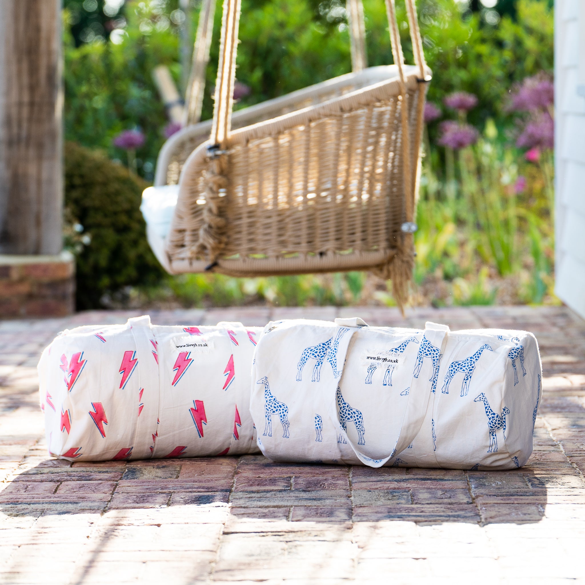 Bolt Barrel Bag Livvy B