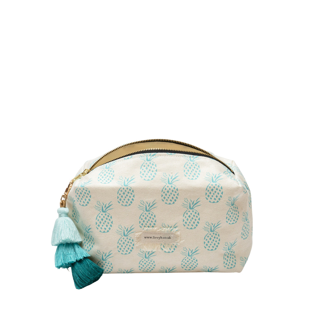 Pineapple Wash Bag (aqua green)