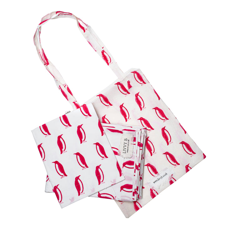 Penguin Bedding Set (Pink)