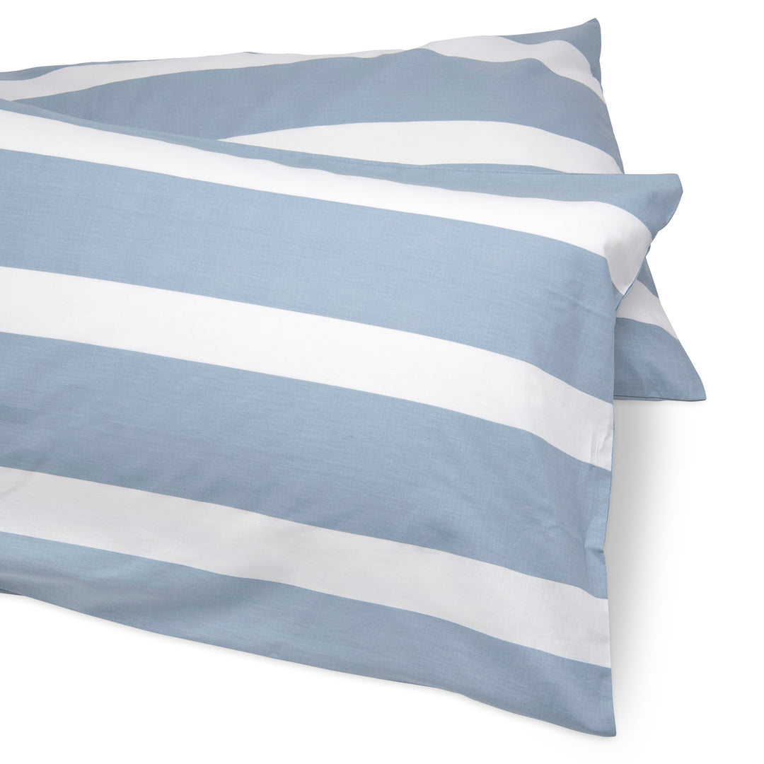 Reversible Thin Striped Bedding Set