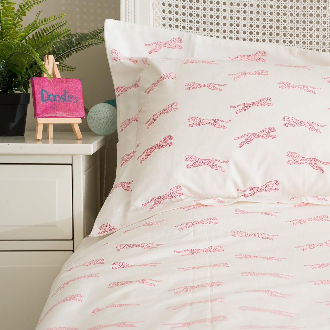 Cheetah Bedding Set (Pink)